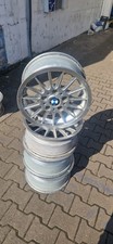 Saubergemachte Bmw E30 Felgen