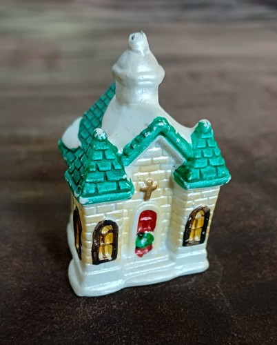 Deko figur kirche winter - im,