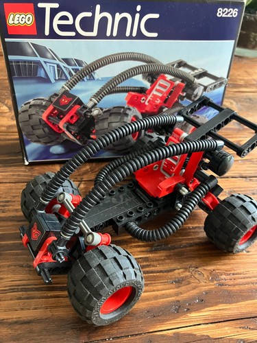 Lego technic 8226 off roader - off-roader,