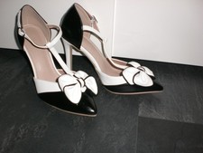 Pumps schwarz weiß mit