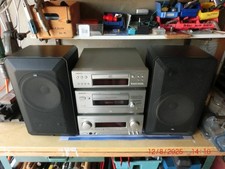 ONKYO Mini Stereo Anlage incl. Braun 3Wege Lautsprecher LS65