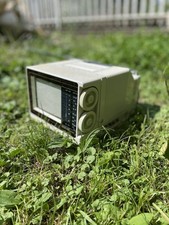 Fernseher mit Vintage Radio