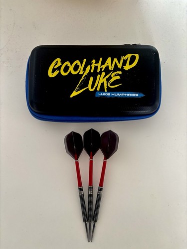 Winmau blackout 22g steeldarts - blackout,