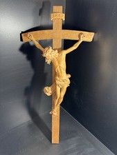 Christus barock am Kreuz aus