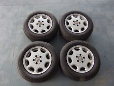 Mercedes-Benz 8 Loch