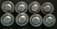 8  Trachtenknöpfe aus Metall