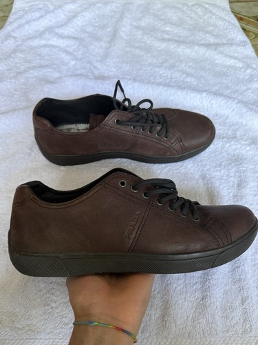 Prada vintage leder sneaker - prada,