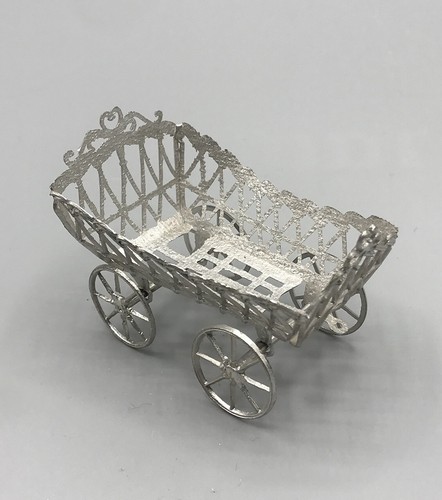 Puppenwagen filigranes zinn - filigranes,