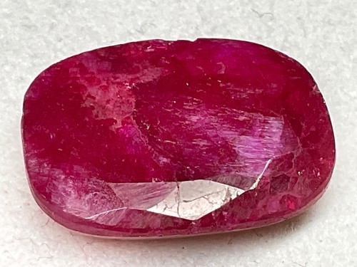 Edelstein rubin rot - edelstein, /