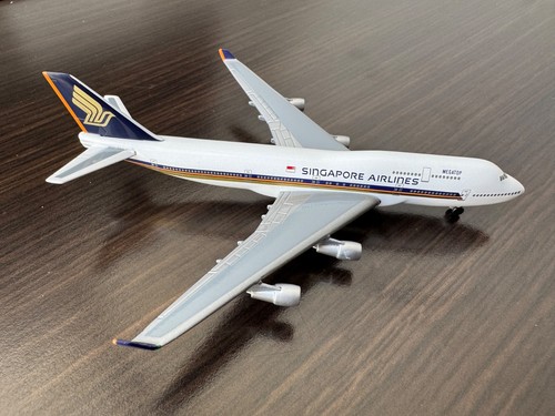 Herpa 500 singapore - herpa, airlines