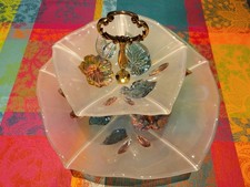 Etagere mit zwei Ebenen