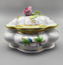 Herend Porzellan Queen Victoria Deckeldose ca. 9 cm hoch Top Zustand