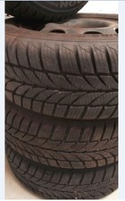 Auto reifen  auf Stahlfelgen