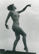 Junge hübsche Frau nackt künstlerisch Naturismus Vintage gestempelt 1960er - XL