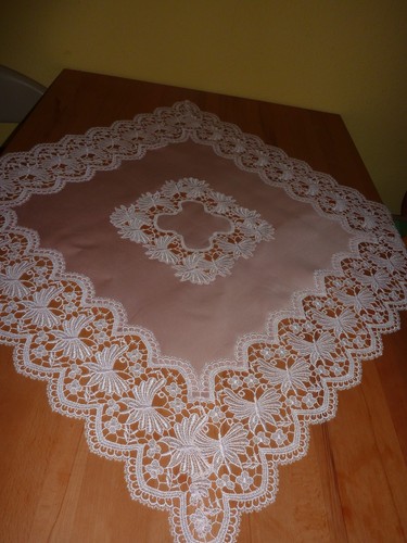 Zierdecke mit plauener spitze - zierdecke,