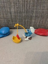 1x Superschlumpf Angler mit Fisch und Wanne Schlümpfe smurfs (E026)
