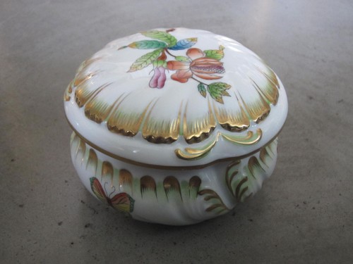 Herend porzellan dose queen - herend, porzellan,