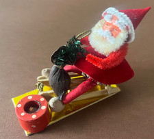 Alte Weihnachtsfigur Nikolaus