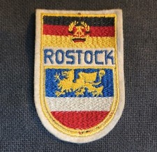 Abzeichen DDR: großer Aufnäher Rostock mit DDR-Staatswappen Stadtwappen Patch