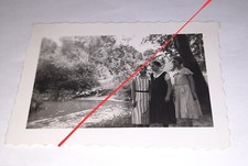 Altes Foto Junge Mädchen Frauen 20er 30er Schuhe Mode See Ausflug Vintage (A48)