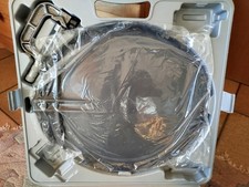 Neue Satelliten-Receiver Anlage mit Schüssel für Wohnmobile/-wagen