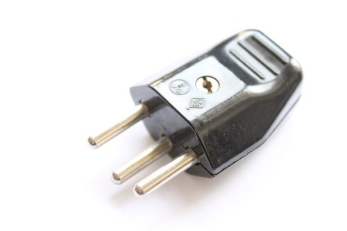 Alter stecker für kabel - alter,