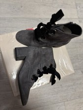 Högl 38 Stieflleten grau Wildleder