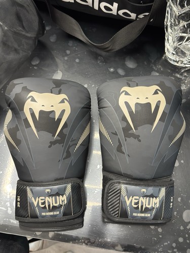 Venum boxhandschuhe oz - boxhandschuhe,