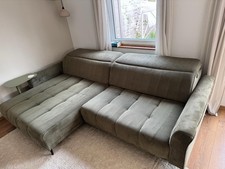 Ecksofa mit elektrischer Sitztiefenverstellung, Neuwertig