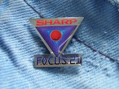 Pin sharp laser - pin, laser-sharp