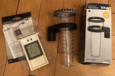 TFA Dostmann Max/Min-Thermometer (30.1053) und Regenmesser (47.1001)