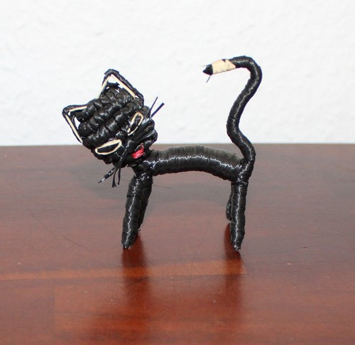 Katze aus bast gefertigt kult - katze,