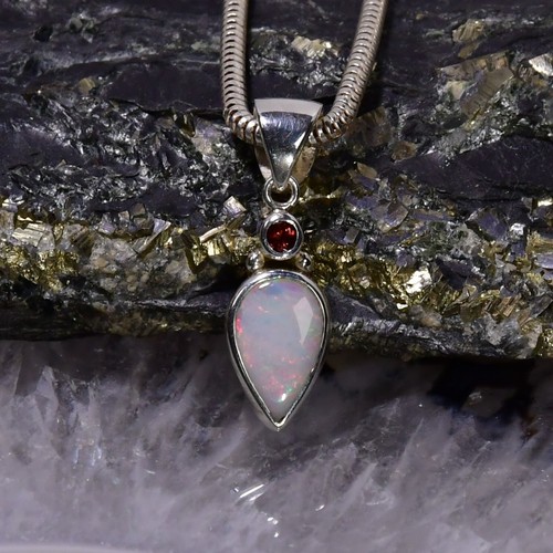 Edel opal anhänger 925er - opal,