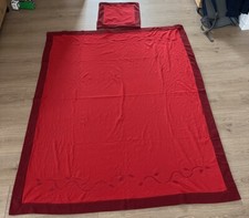 Tagesdecke TCM Tchibo rot/weinrot ca. 145x180 cm mit Kissenbezug ca. 45x45 cm