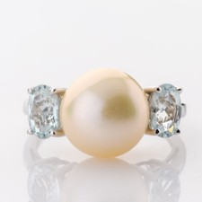 Ring aus 585er Weißgold mit