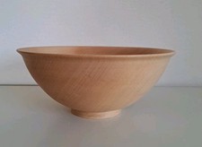 Große gedrechselte Schale aus