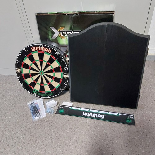 Winmau dartboard set - dartboard,