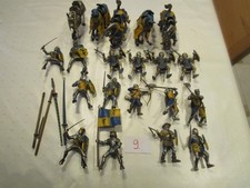 Schleich  Sammlung  gelb/blaue RITTER  auch mit Pferden usw  TOPSAMMLUNG  (9)   