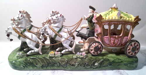 Royal coach - royal,