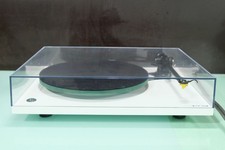 Rega RP3 - Plattenspieler | System Rega Exact - Riemenantrieb | Made in England