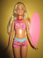B636) SÜSSE BLONDE BARBIE MATTEL BIKINI+KETTE NATÜRLICHE FÜSSE SEHR GUT ERHALTEN