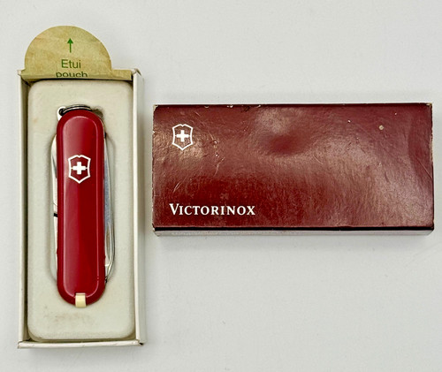 Victorinox classic swiss - victorinox,