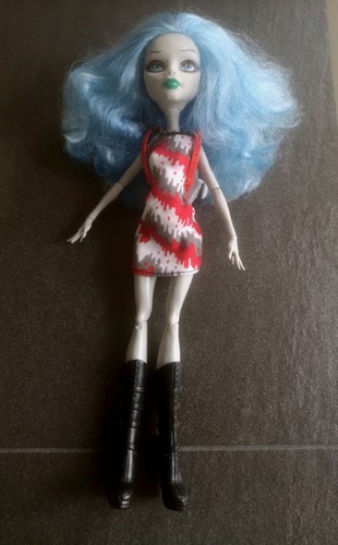 Ghoulia roller puppe mattel - roller,