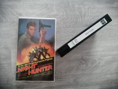 Vhs night hunter michael - vhs,
