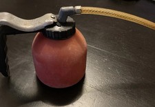 Alte Öl Spritze Kanne für Oldtimer, Fett Spritze Kännchen