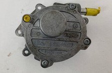 Mercedes-Benz Unterdruckpumpe A6422300165 OM642