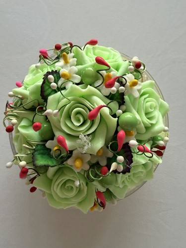 Blumengesteck aus seife - aus,