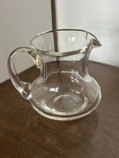 kleiner Krug aus Kristallglas  10 cm hoch