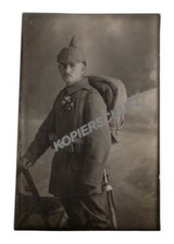 Portrait - Soldat im Feldanzug & Marschgepäck