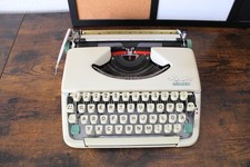 Olympia Splendid 66 Schreibmaschine QWERTZ 1960er Vintage mit Koffer gereinigt